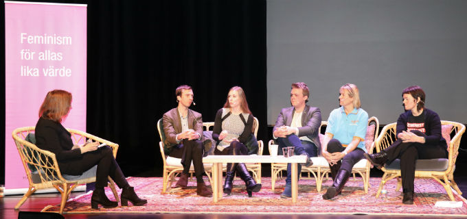 Ann-Louise Rönestål Ek, moderator, Kalle Olsson (s), Hanna Wagenius (c), Anton Nordqvist (mp), Elise Ryder Wikén (m) och Jessica Spångberg (v).